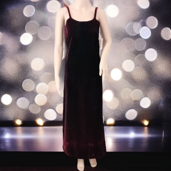 Witchy Velvet Maxi Dress M Fairy Grunge Dark Romantic Red Goth Whimsigoth NEW - Picture 1 of 16